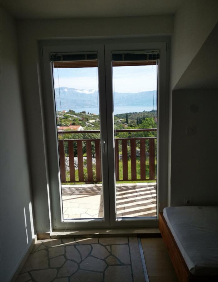 Apartments Plazibat Škrip 외부 사진
