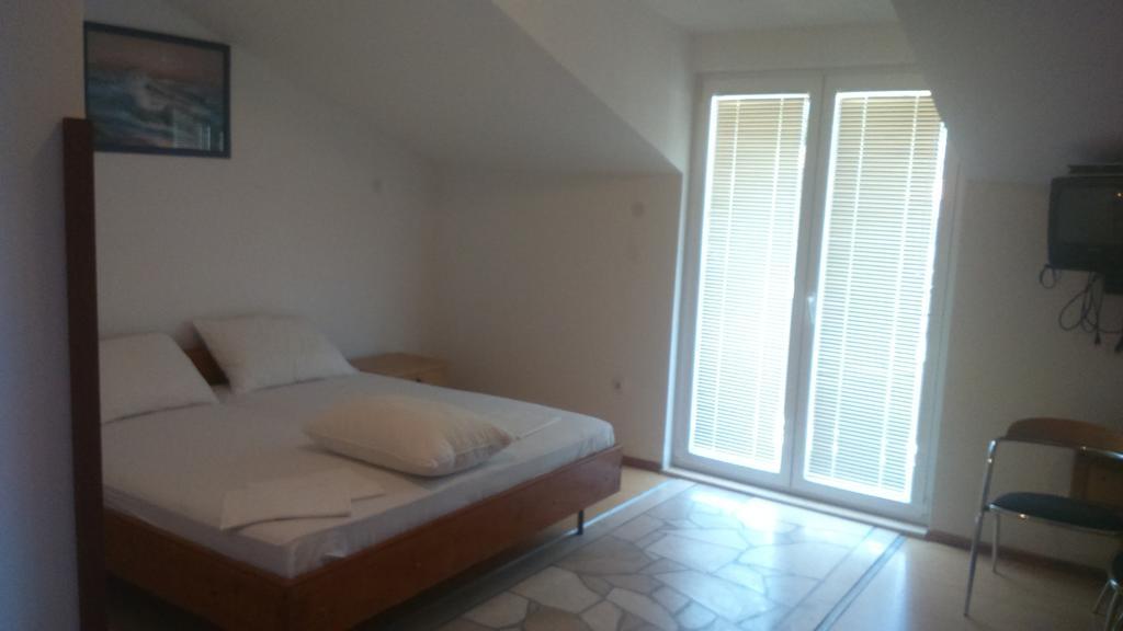 Apartments Plazibat Škrip 객실 사진